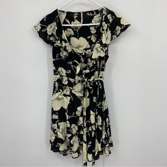 Free People French Quarter Printed Mini Wrap Dress Black Floral XS - Picture 2 of 10